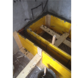 vasca in costruzione,